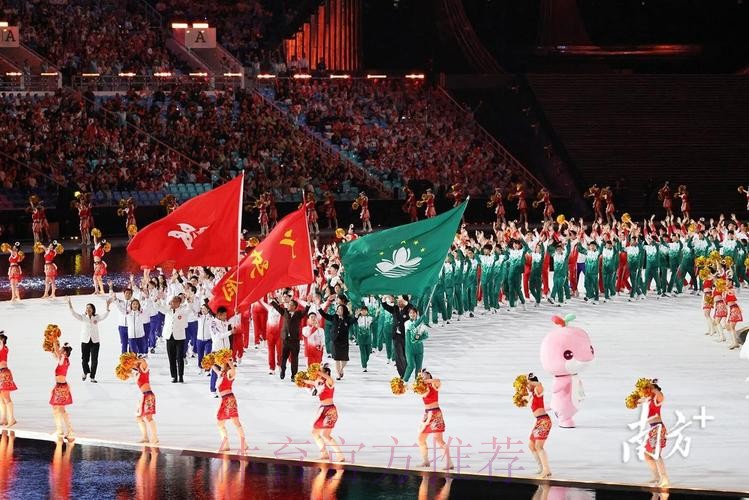 中华体育精神颂十五运站跃动澳门